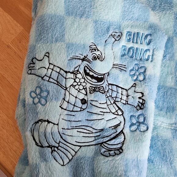 Disney Pixar Spirit Jersey Fuzzy Blue Checkered - size XXL - NWT - Picture 11 of 13